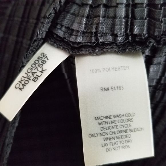 Calvin Klein Women's Top Size S/M Small Medium Black Sleeveless Textured Stretch - Picture 7 of 9